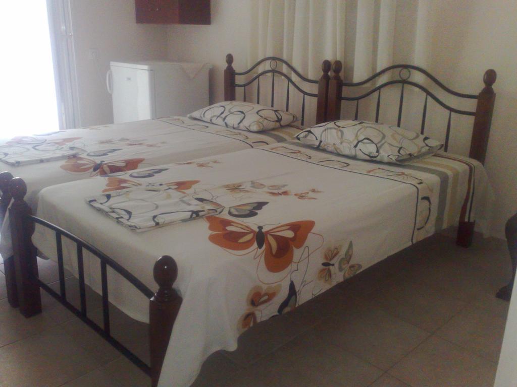 Four Seasons 1 Apartment Paralia Katerinis Room photo