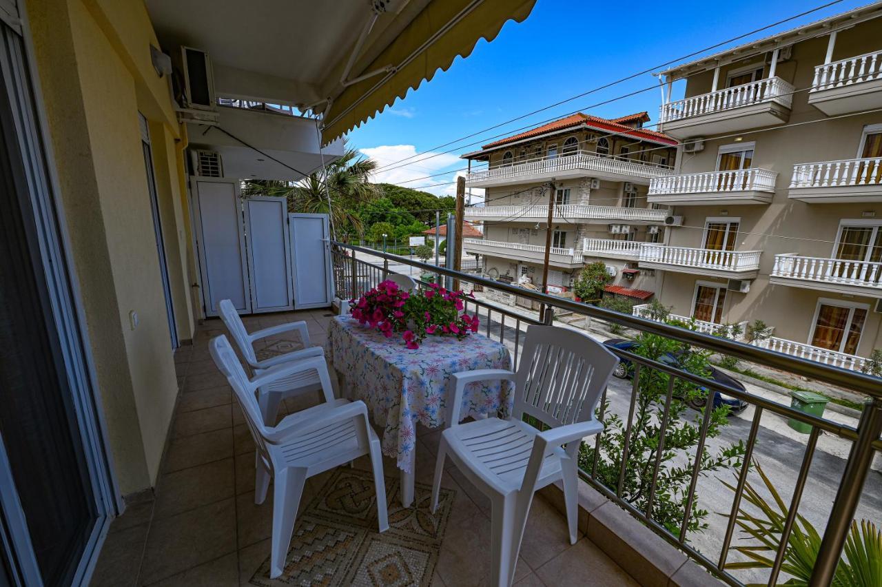 Four Seasons 1 Apartment Paralia Katerinis Exterior photo